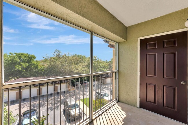 Building Photo - 12524 Crest Springs Ln