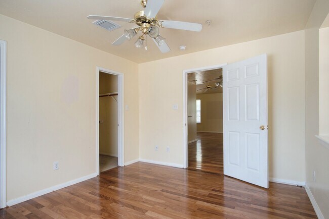 Building Photo - 1257 Lovett St