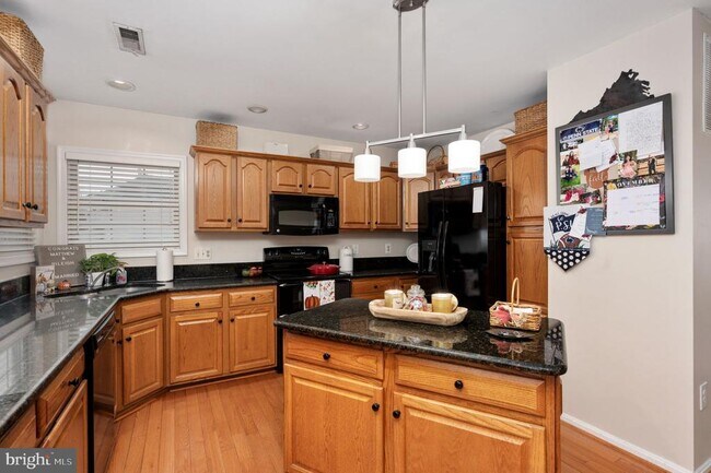 Building Photo - 13731 Bridlewood Dr