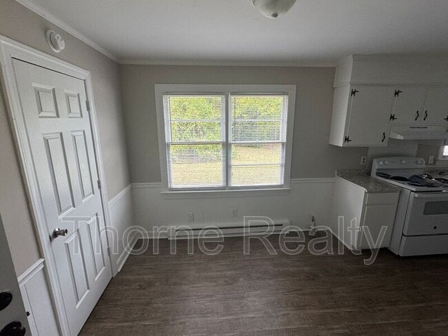 Building Photo - 112 Cane Dr