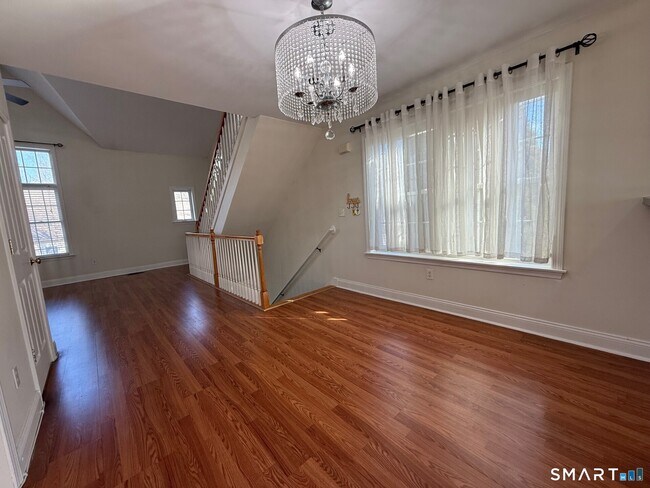 Building Photo - 152 Briar Ln