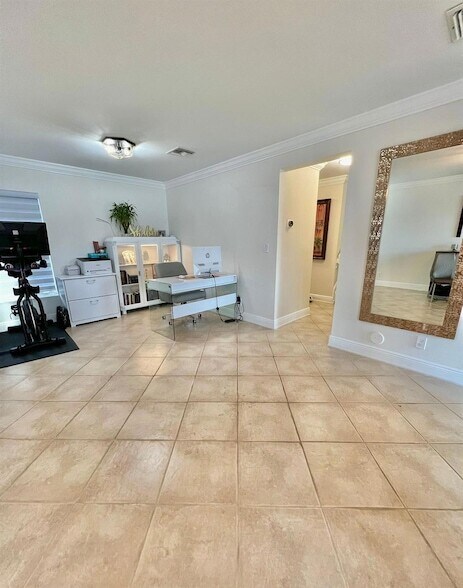 Building Photo - 3350 Turtle Cove