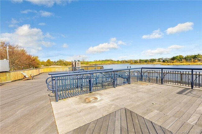 Building Photo - 33 N Water St