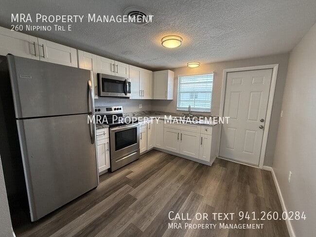 Building Photo - 260 Nippino Trail E