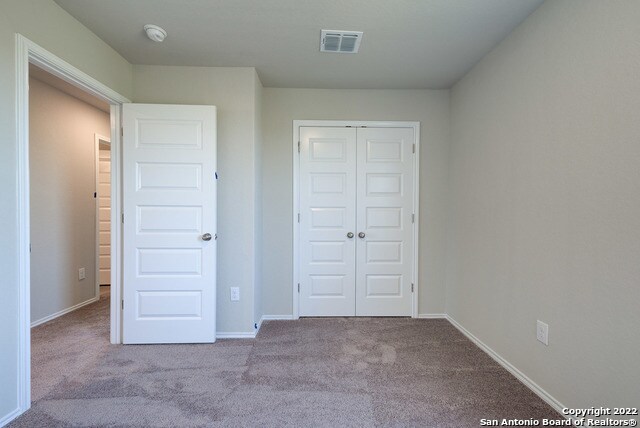 Building Photo - 2532 Ayers Dr