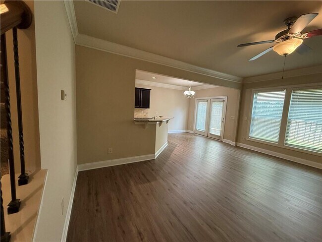 Building Photo - 1045 Township Cir