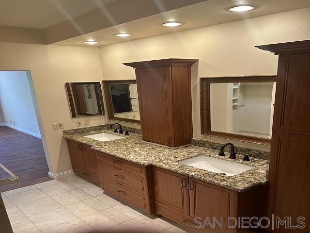 Building Photo - 5805 Friars Rd