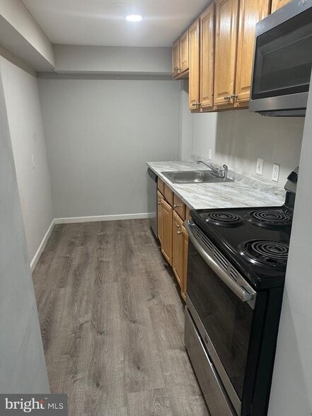 Building Photo - 1125 St Paul St