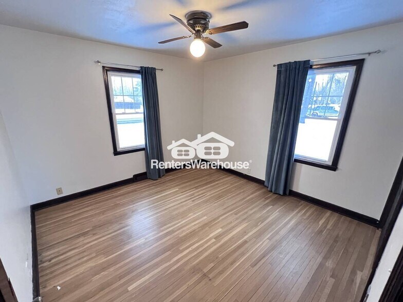 Building Photo - 5568 N Humboldt Ave