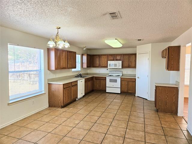 Building Photo - 8405 3 Bars Dr