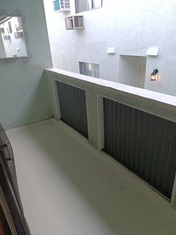 Building Photo - 1128 S Bedford St