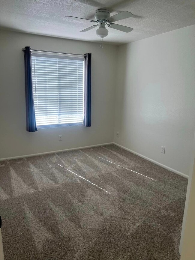 Building Photo - 3-bedroom , 2-bath remodeled home