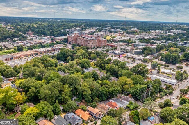 Building Photo - 850 Charles Allen Dr NE