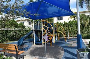 Building Photo - 9760 Bay Harbor Terrace
