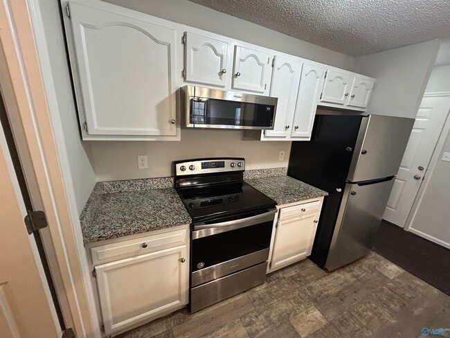 Building Photo - 109 Portal Ln