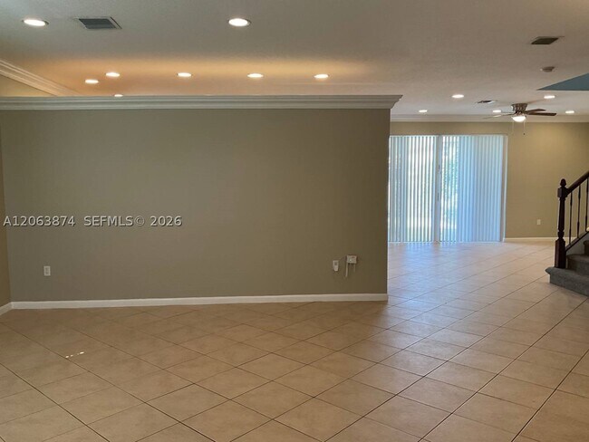 Building Photo - 9091 Dupont Pl
