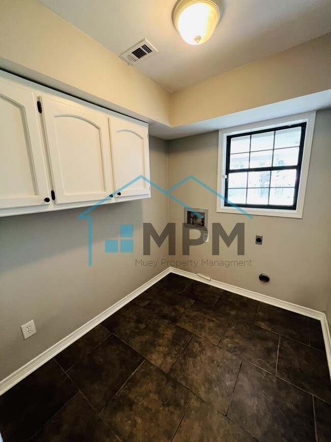 Building Photo - 3012 John Cole Pl