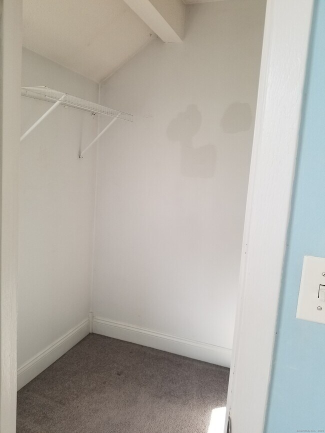 Building Photo - 1 Abbott Rd