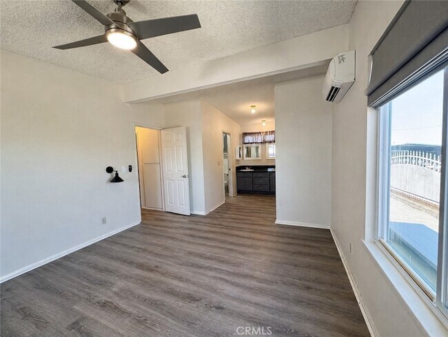 Building Photo - 6848 Quail Spring Ave