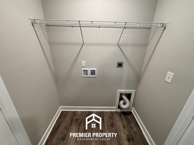 Building Photo - Family-Friendly 3BR Odenville Home with Stainless Steel Appliances & Spacious Backyard