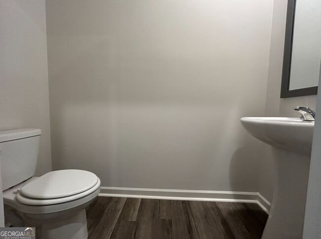 Building Photo - 18 Silverbell Ln NW