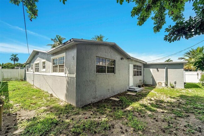 Building Photo - 7251 Grandview Blvd