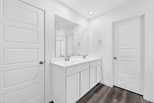 Building Photo - 3015 Ocean Cay Dr