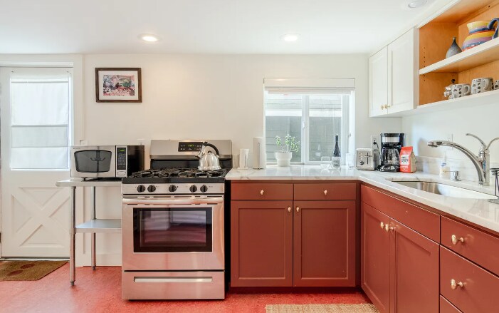 Building Photo - 4416 Sanford Ln