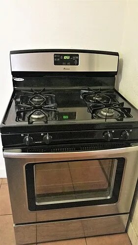 Building Photo - 121 N New Hampshire Ave