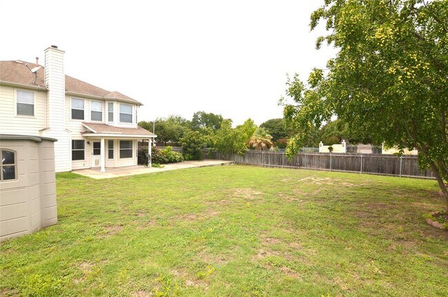 Building Photo - 801 Barefoot Cove