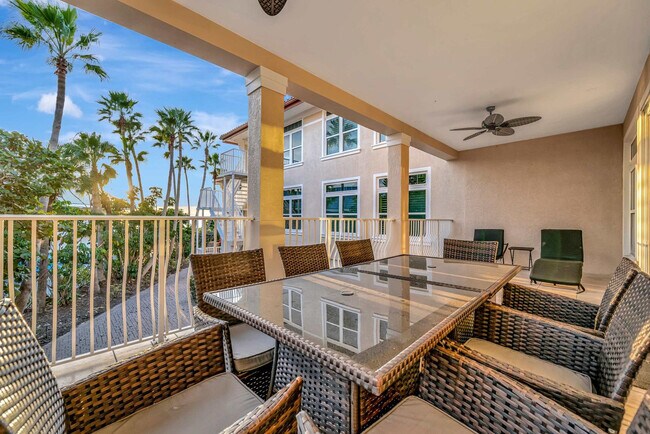 Building Photo - 6406 Gulf Dr