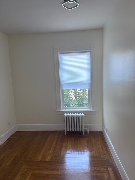 Building Photo - 200 Ballou St
