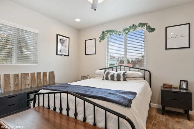 Building Photo - 2B/1.5BA Duplex for Rent