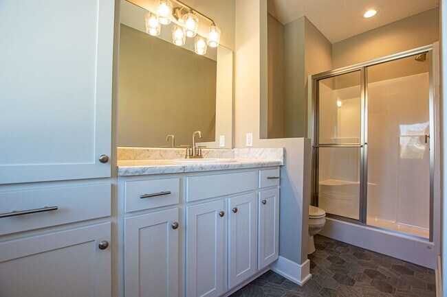 Building Photo - 358-S400 N Allen Street