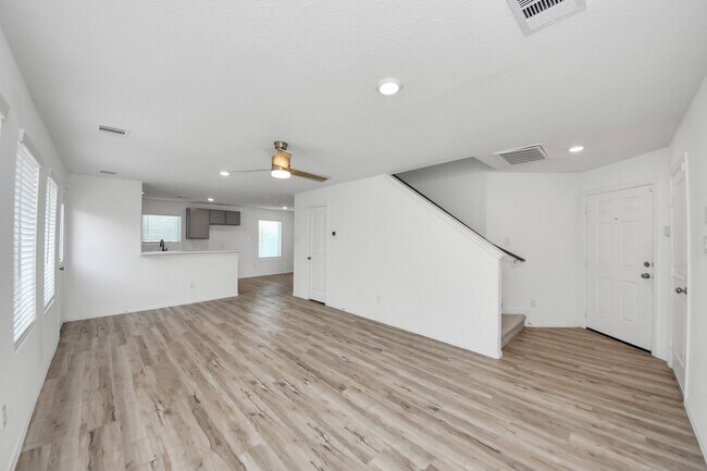 Building Photo - 4307 Palmetto Grv Ln