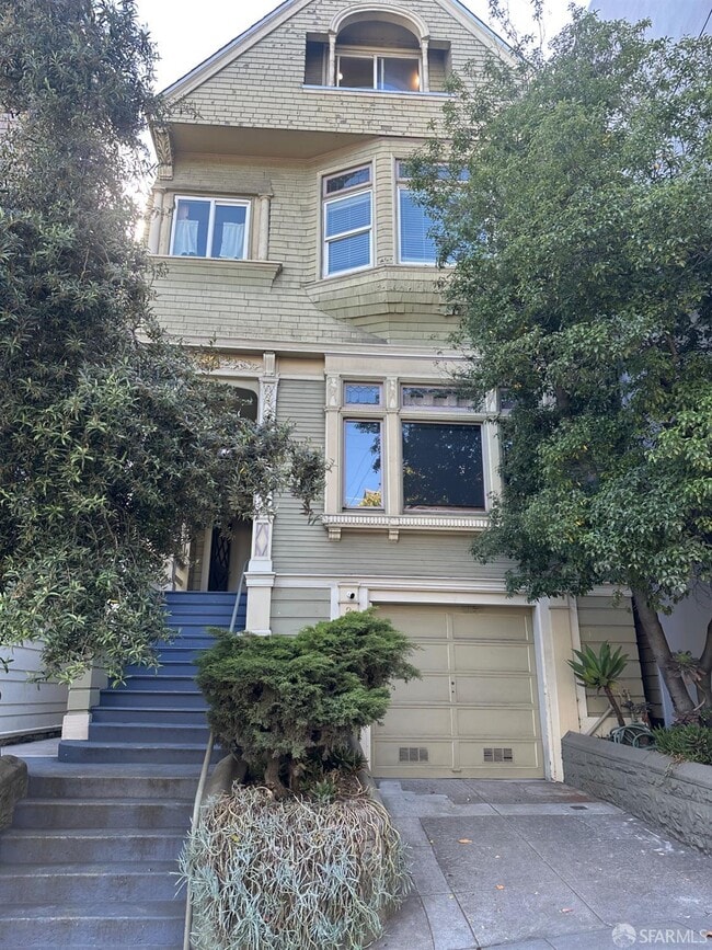 Primary Photo - 2309 Divisadero St