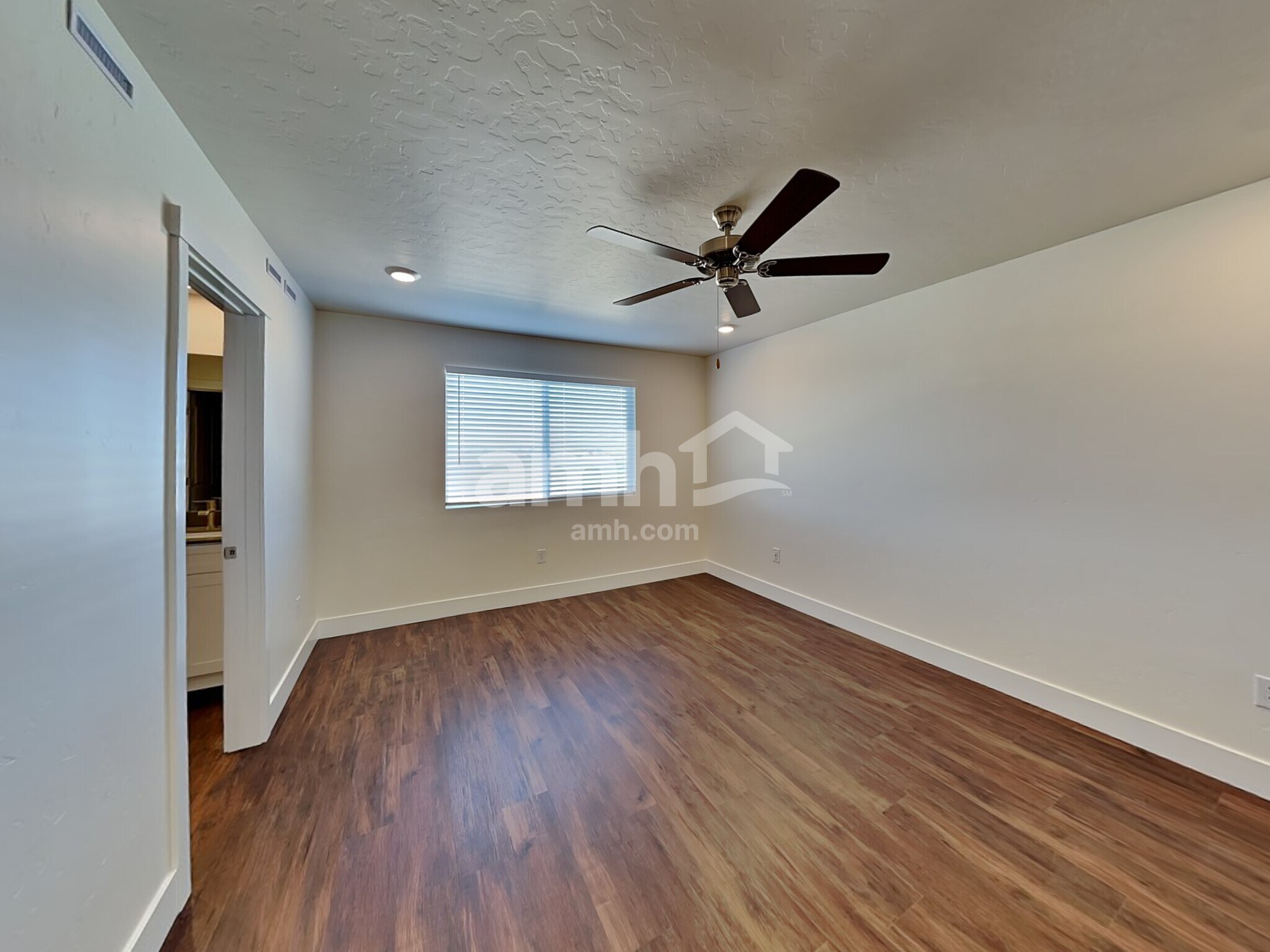 Building Photo - 4113 Keklik Ave