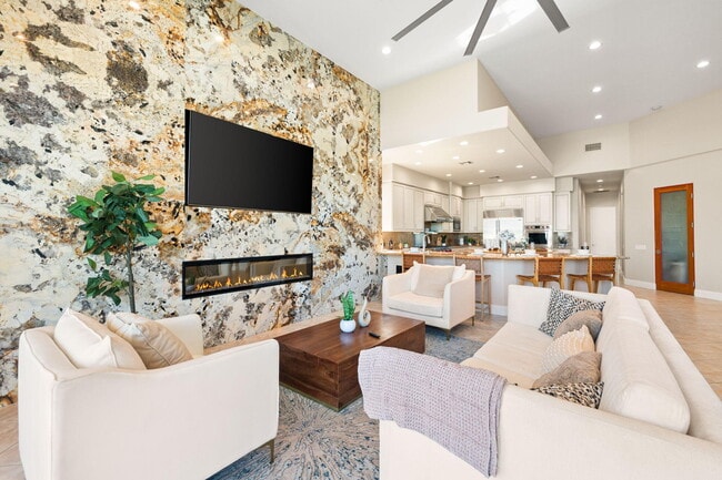 Building Photo - 49430 Montana Way