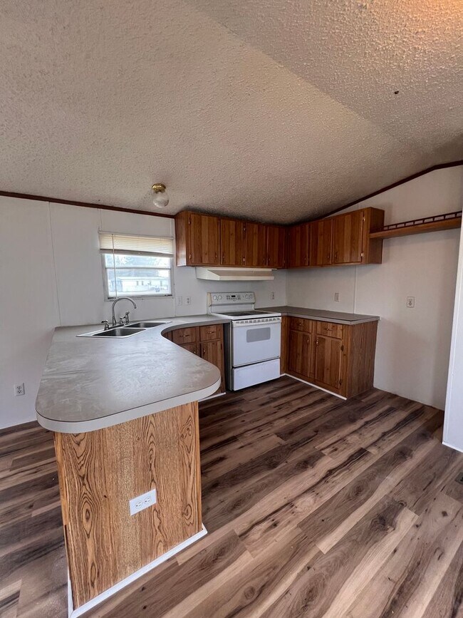 Building Photo - Mobile Home with 2 Bed 1 Bath in Benton