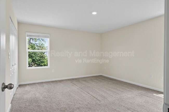 Building Photo - 7759 Legacy Trl