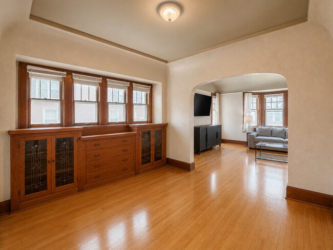 Building Photo - 2572 N 66th St