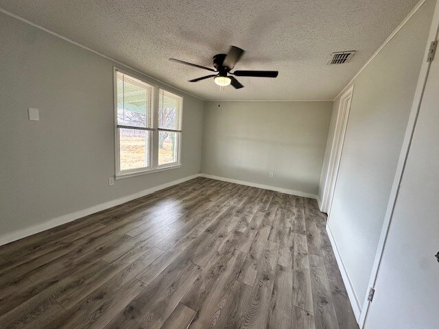 Building Photo - 8004 Co Rd 254