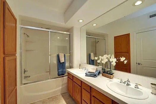 Building Photo - 1444 S Third St