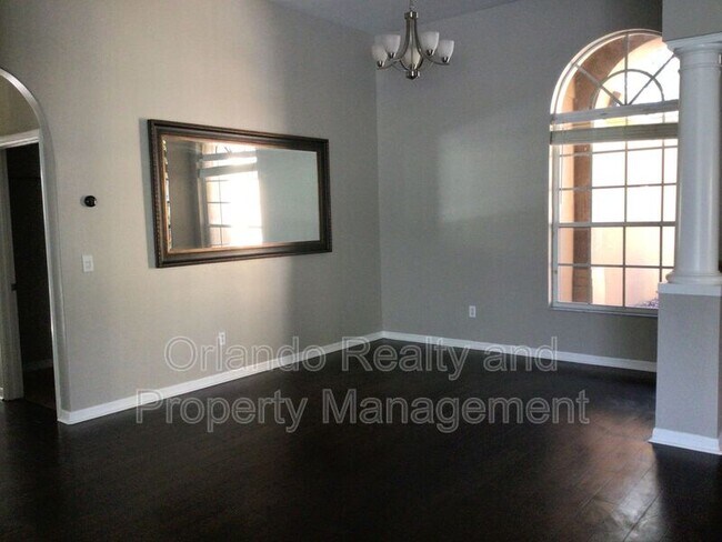 Building Photo - 2533 Ridgewind Way