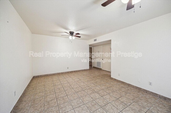 Building Photo - 3003 Falk Ct