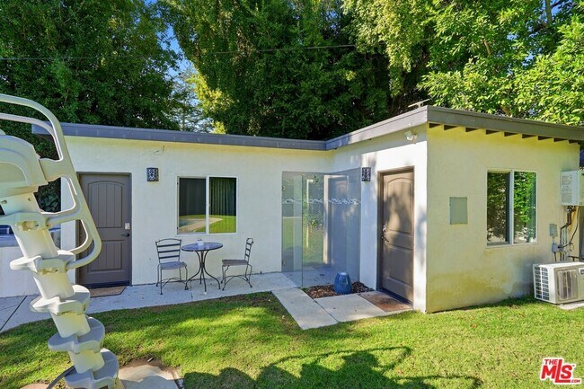 Building Photo - 13201 Bloomfield St