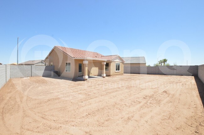 Building Photo - 777 Silvercreek Ln