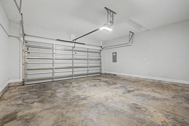 Building Photo - 4482 River Breeze Ln