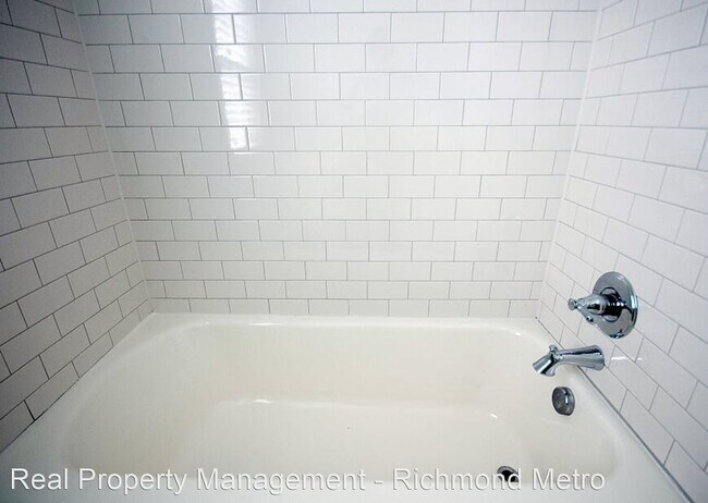 Building Photo - 4 br, 2.5 bath House - 4509 Cutshaw Avenue