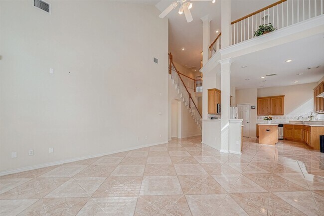Building Photo - 14314 Jaubert Ct
